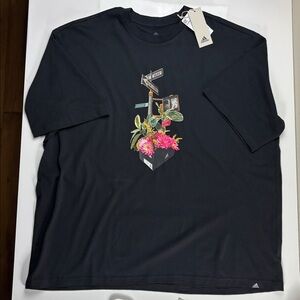 NWT/SOLDOUT/ Adidas NY GRAPHIC short sleeve tee